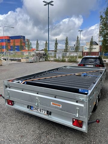 Laidallinen peräkärry vuokralle